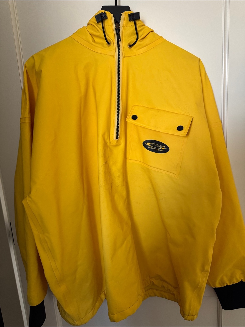 Grundens Men’s Yellow Pullover Rain Anorak Large raincoat